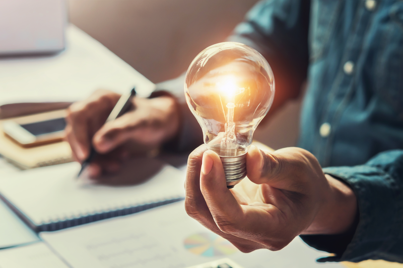 Download whitepapiret 10 Steps to an Efficient Energy Management System (2025)